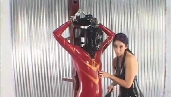 欧美女王胶衣捆绑男奴视频_高清CBT调教玩弄男奴DD视频插图1 欧美女王胶衣捆绑男奴视频_高清CBT调教玩弄男奴DD视频插图1