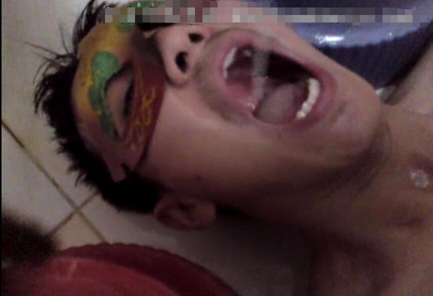 国产倾城女主圣水调教长沙贱奴_倾城女主厕所圣水插图2
